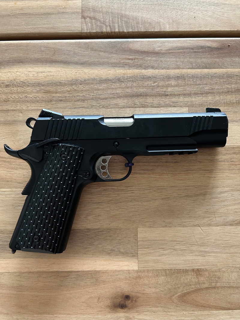 Image 1 pour Colt 1911 .45 GBB replica full metal