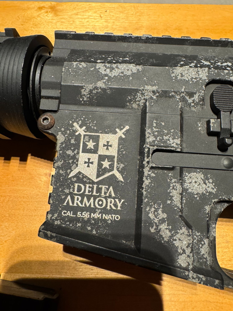 Imagen 1 de Specna Arms M4/M16 komt met lader batterij en 3 Zakken Bolletjes