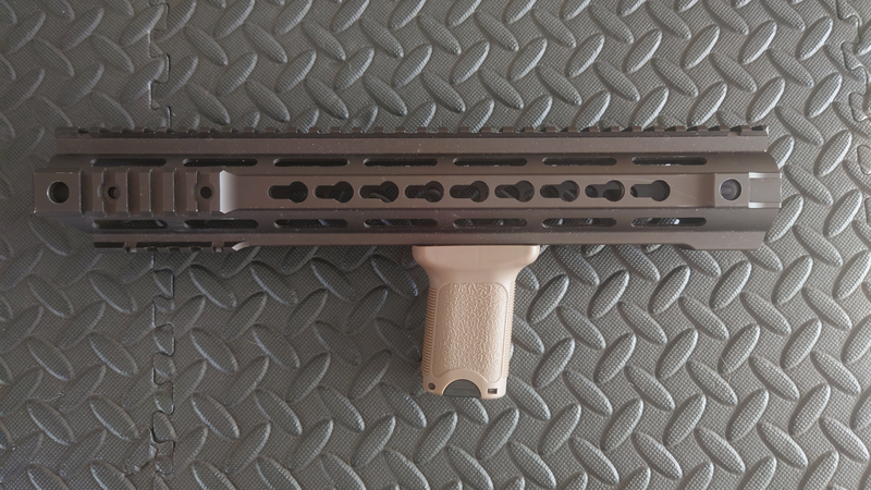 Bild 1 für VFC SABER M4 HANDGUARD 13 INCH