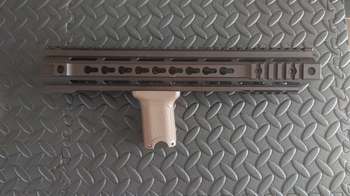 Bild 2 für VFC SABER M4 HANDGUARD 13 INCH