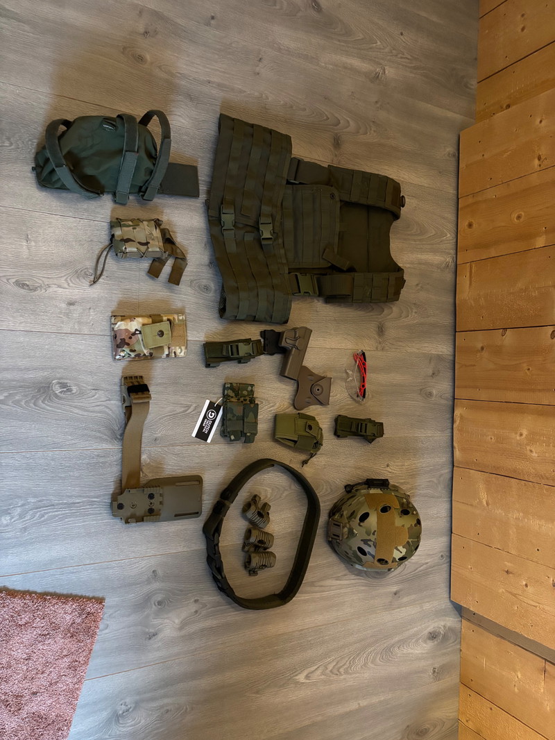 Imagen 1 de Lot Tan/Multicam/Green gear