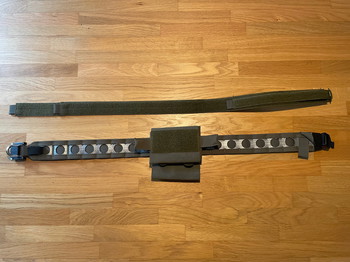 Afbeelding 5 van FCSK Slick Plate Carrier met Ferro Cummerbunds en Tactical Belt Ranger Green