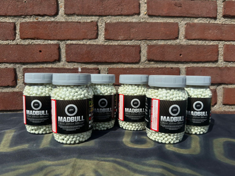 Afbeelding 1 van Verschillende BBs ter aanbod