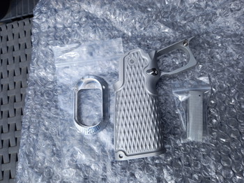 Image 2 pour Airsoft masterpiece type 9 alu grip