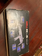 Afbeelding van Well - R-4 Airsoft Gun