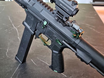 Imagen 3 de Unieke G&G ARP9 Jade Edition met 5 magazijnen |  voorzien van Mosfet en ECU | AEG