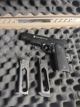 Image pour Elite Force 1911 + 2 mags