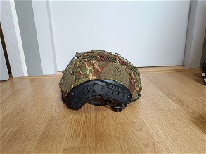 Afbeelding van Novritsch Tactical Helmet met Kreuzotter cover