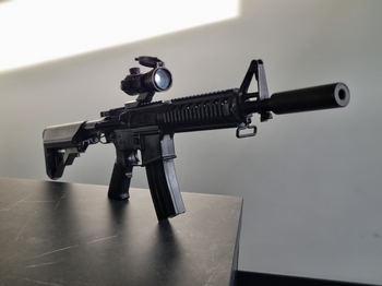 Imagen 4 de Zeer nette BlackWater M4/M16 met silencer, foregrip, oplader, magazijn en batterij