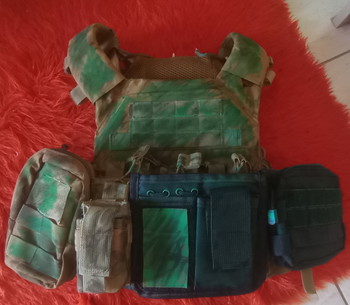 Image 5 pour Random Chinese vest with a couple pouches