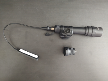 Imagen 2 de Surefire m600 tactical flashlight (kopie)