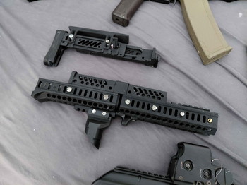 Afbeelding 2 van Specna Arms Edge 2.0 SA-J11 + 4 mags (price negotiable)