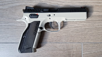 Bild 3 für TKA: ASG/KJW Shadow 2 CO2 Pistol - Urban Grey - Complete Set.