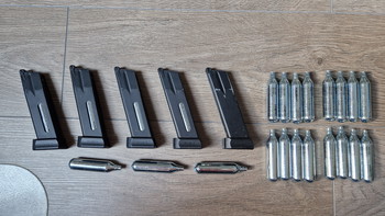 Bild 5 für TKA: ASG/KJW Shadow 2 CO2 Pistol - Urban Grey - Complete Set.