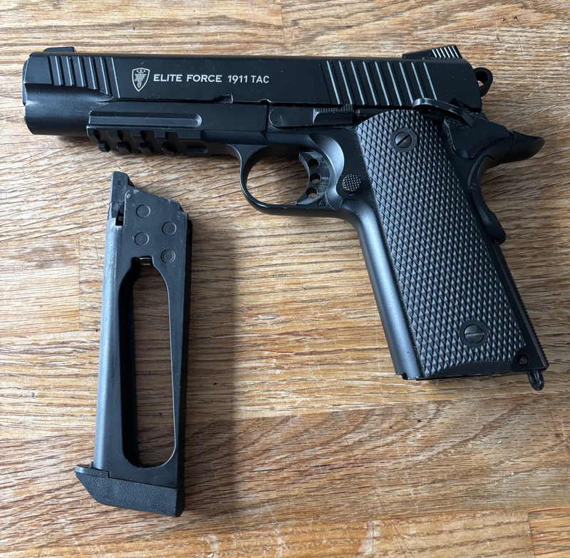 Afbeelding 1 van ELITE FORCE 1911 TAC