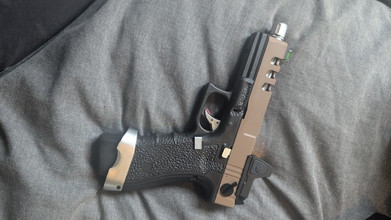 Imagen para Vorsk vented Glock tan and black with BDS