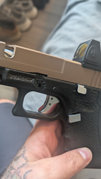Image 2 for Vorsk vented Glock tan and black with BDS
