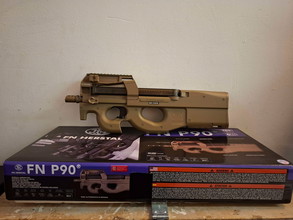 Image pour CYBERGUN P90 - AEG - F-MARK