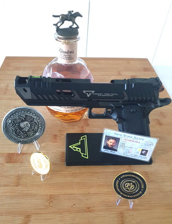 Afbeelding 4 van SPLINTERNIEUWE PIT VIPER