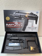 Imagen para Tokyo Marui MP7 A1 GBB Black ZGAN (HK Marking)