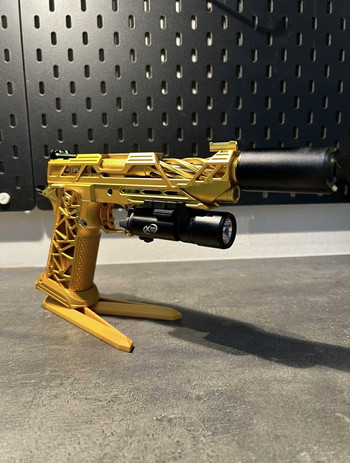 Image 2 for Interessepeiling: Custom Capa