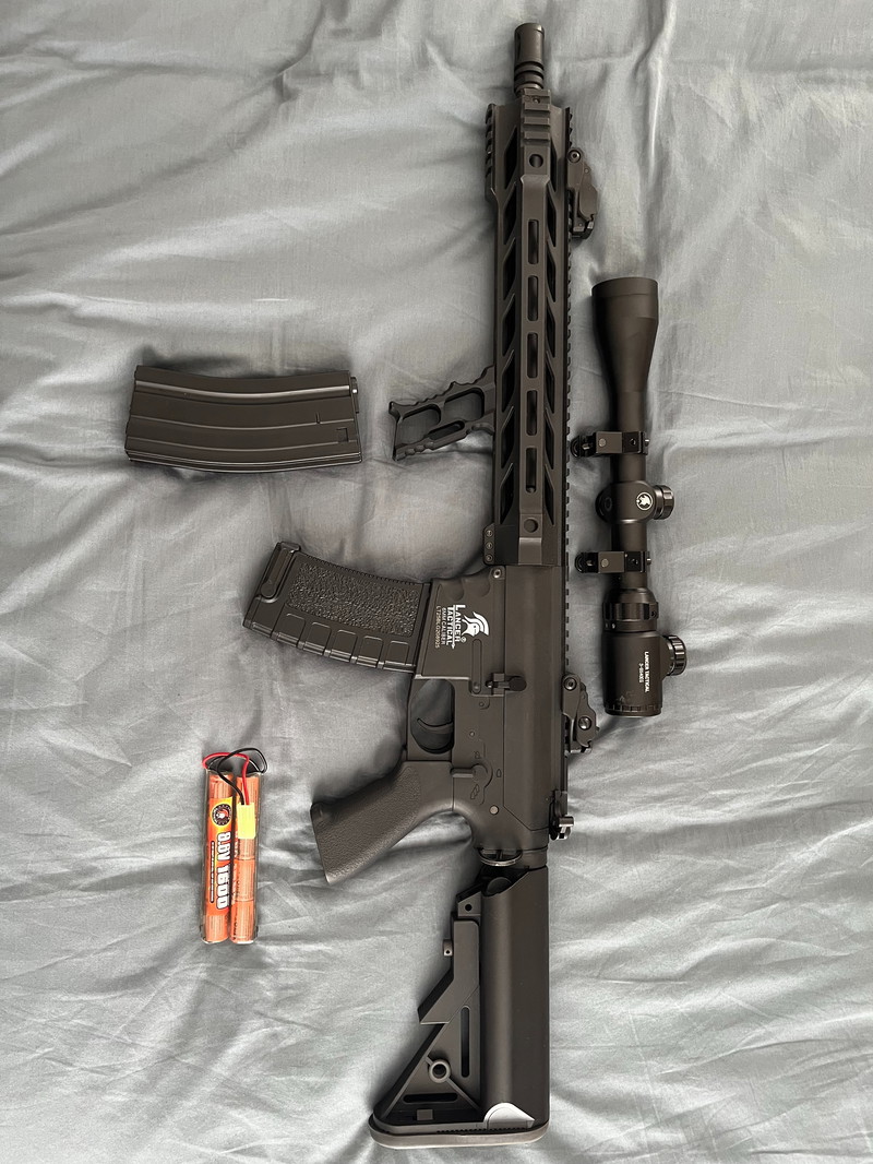 Imagen 1 de Lancer Tactical M4 + 3-9x40 Scope + 2 Magazines + Battery + Foregrip