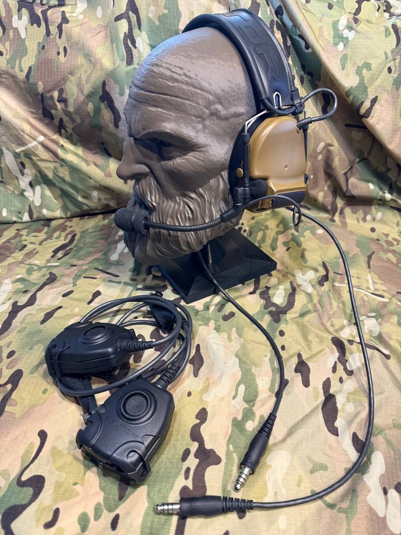 Image 1 for 3M Peltor ComTac III Dual Comm Headset Coyote Gel Pads