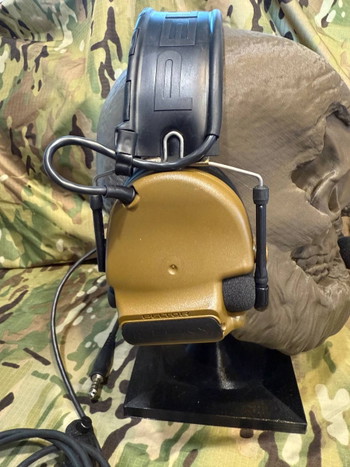 Image 2 for 3M Peltor ComTac III Dual Comm Headset Coyote Gel Pads