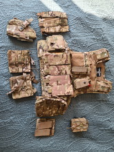 Image for Invader Gear Mod Carrier Multicam + pouches