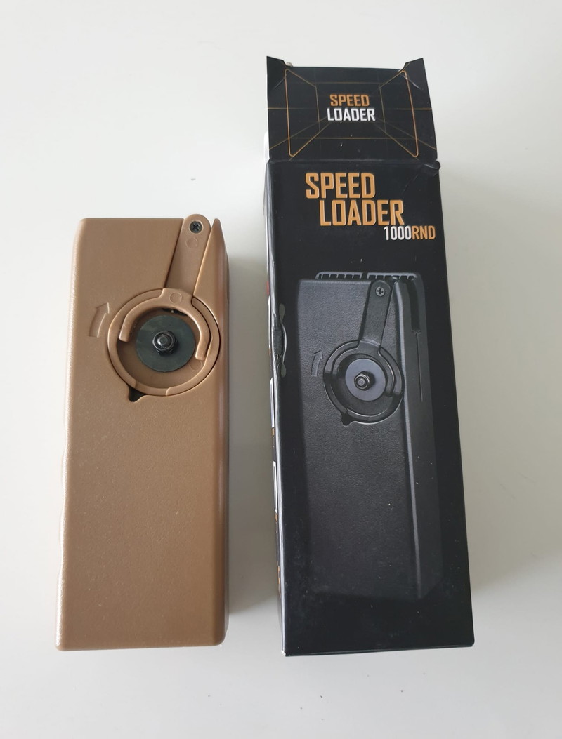 Imagen 1 de Airsoft Sidewinder Fast Loader / Speedloader M4 (Tan)  nieuw in de doos