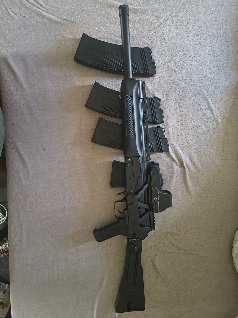 Image 1 for Saiga 12 met 4 mags en reddot