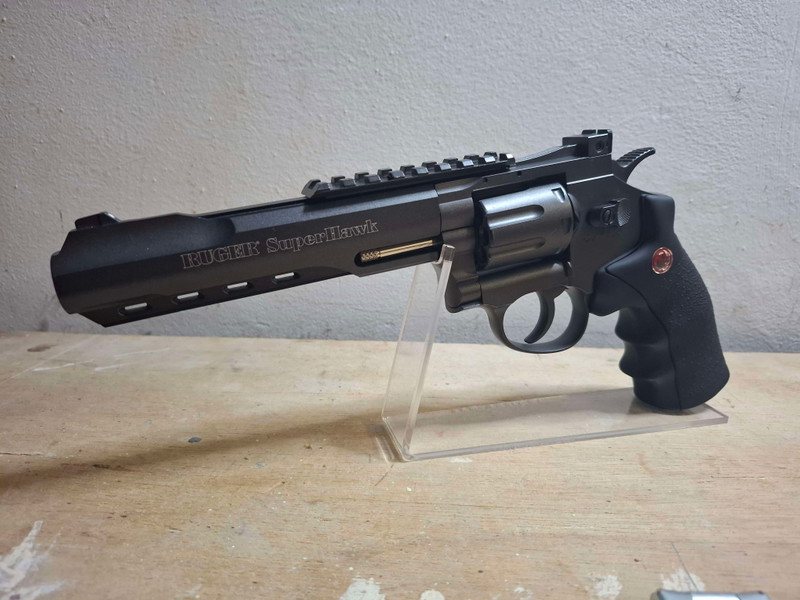 Image 1 for Umarex Ruger Superhawk 8