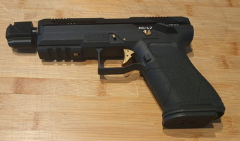 Imagen 2 de AG-17 Metal Version GBB met ballerina silencer