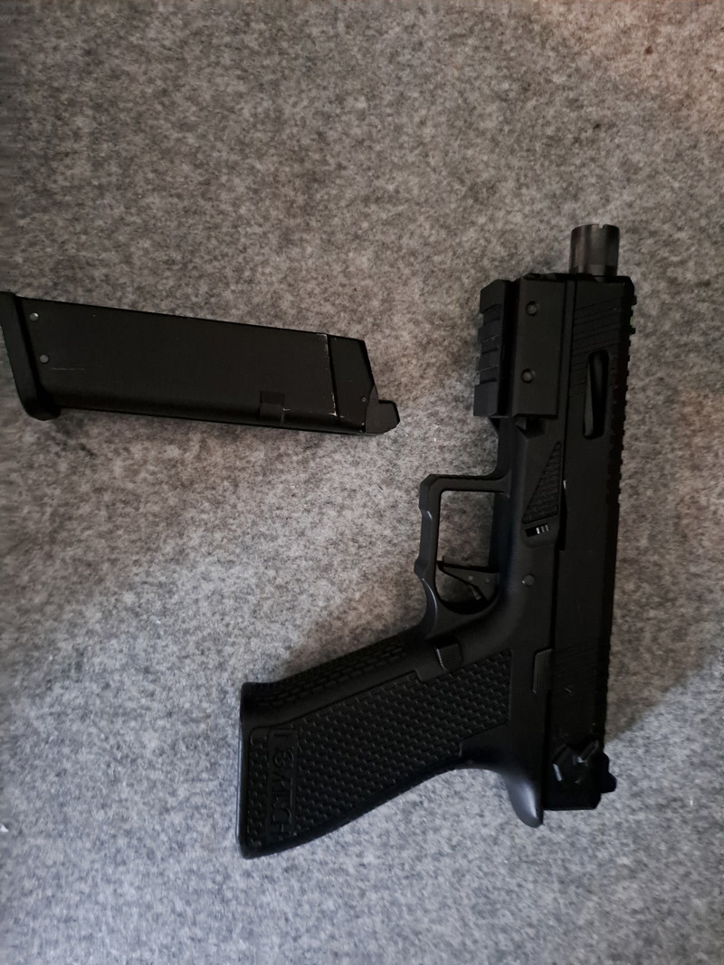 Bild 1 für Ssp18 met 1 mag en holster