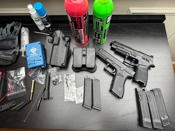 Afbeelding 4 van Amoeba, Glock & sig Sauer en overig.