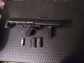Image pour Tokyo Marui KSG Shotgun met extra gas tank