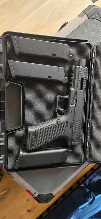 Afbeelding 3 van Ssp 18 3 mags en holster