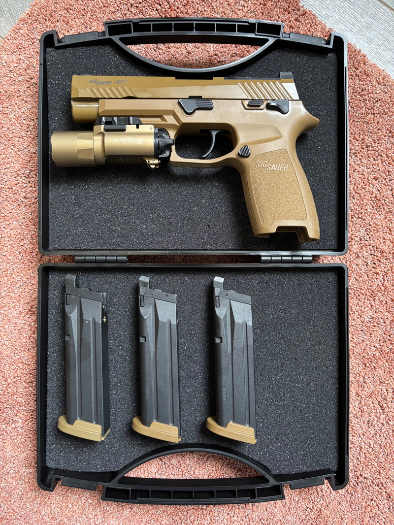 Image 1 for Sig Sauer m17 GBB