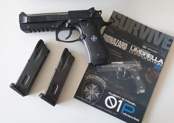 Image 6 for Biohazard Albert W Model 01P met 1 extra new mag ( splinternieuw )
