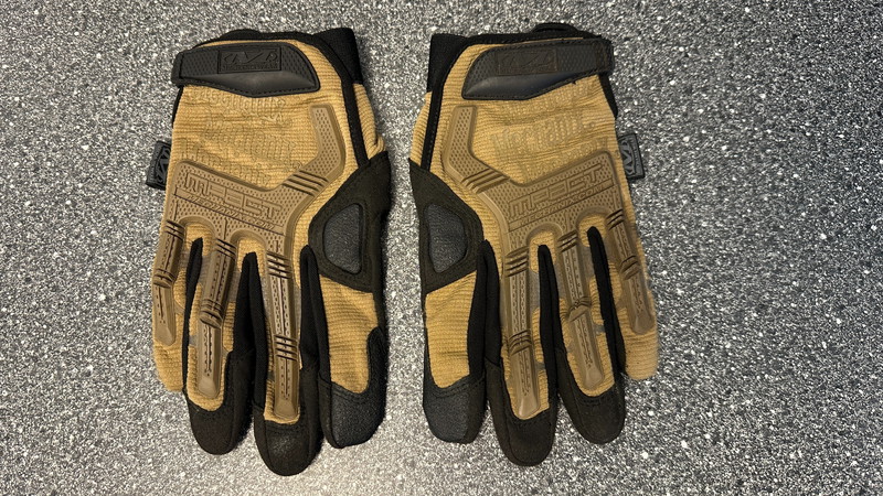 Image 1 for Mechanix M-Pact Glove coyote Medium
