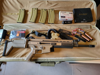 Imagen 2 de Volledige airsoft uitrusting met oa MTW Wolverine, VFC Scar-l, Novritsch SG10-A