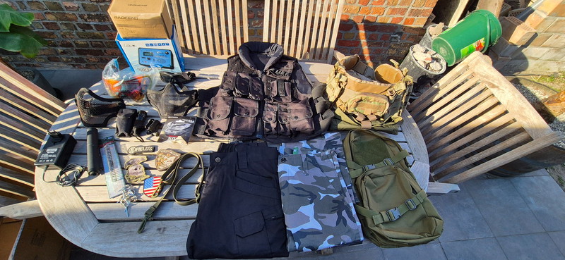 Image 1 for Airsoft kledij en gear