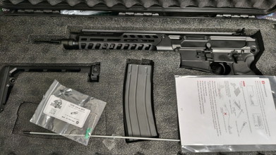 Bild für PRE ORDER - Salvo Precision MCX Spear 10.5 GBBR & Case V2 - FDE or BLACK  - MARKINGS POSSIBLE