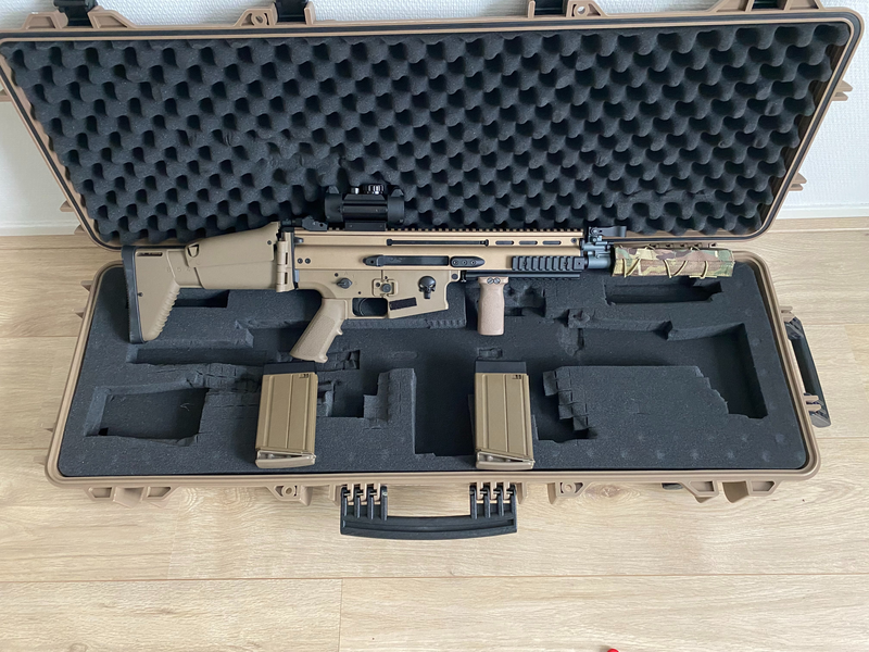 Afbeelding 1 van HERSTAL SCAR H MK17 Gas blowback incl. NUPROL koffer