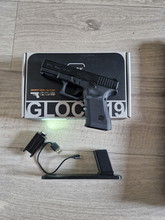 Image for Glock 19 gen 4 met zaklamp en houder