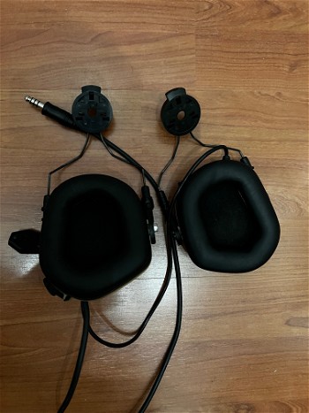 Image 2 for Earmor headset