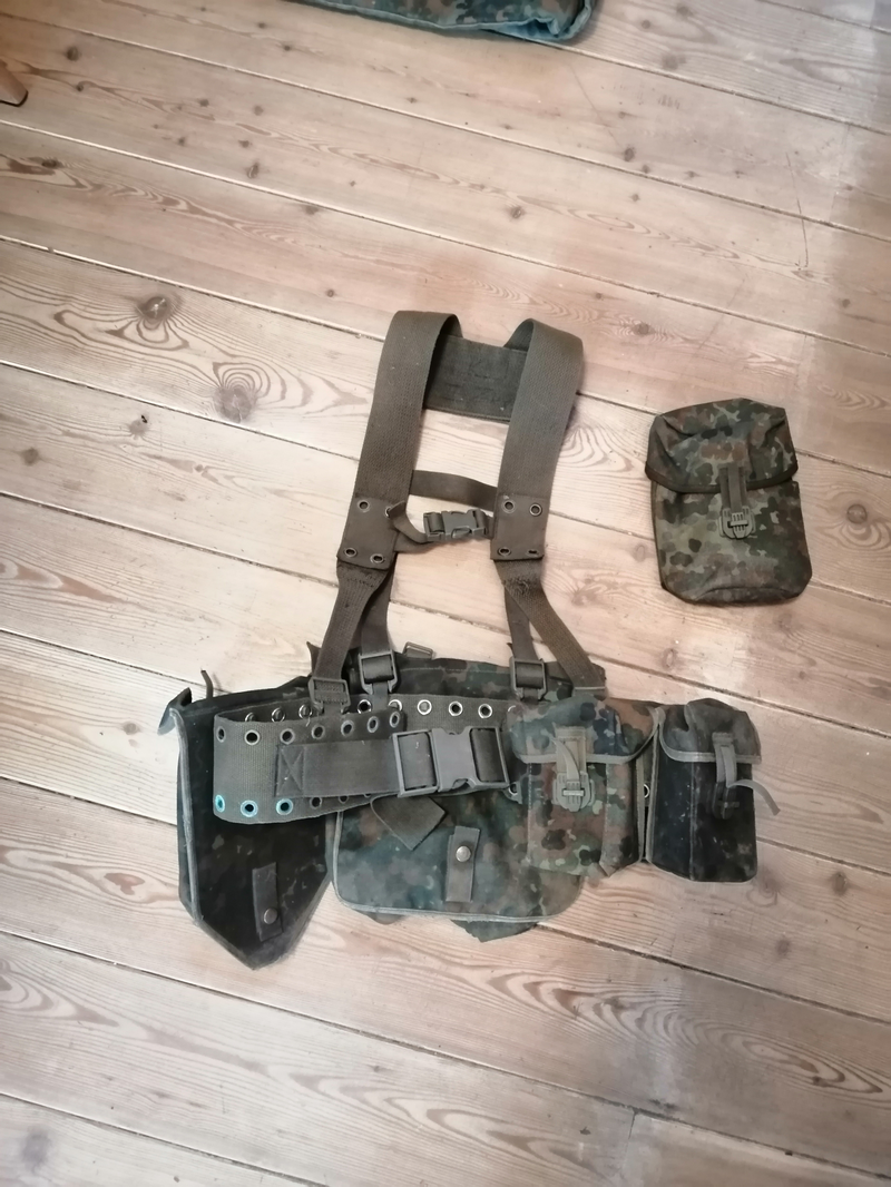 Image 1 for Webbing Flecktarn incl. Pouches