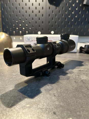 Imagen 2 de NIEUW: Vortex LPVO met Geissele mount