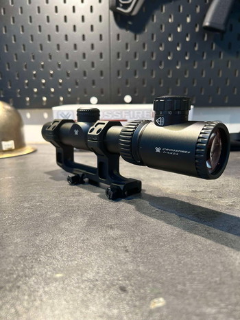 Imagen 3 de NIEUW: Vortex LPVO met Geissele mount