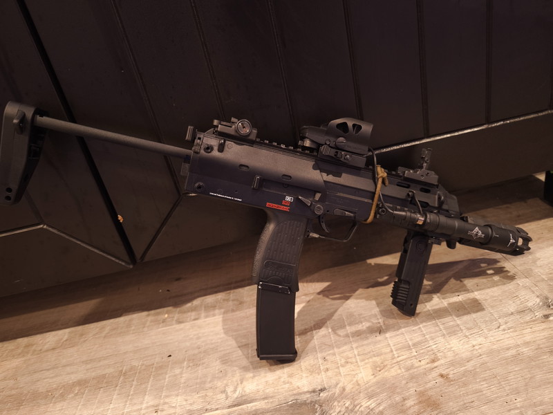 Image 1 for MP7 met accessoires